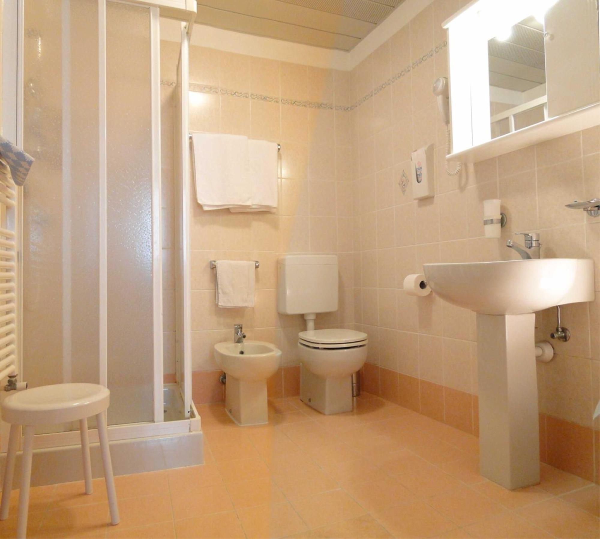 King Suite Hearing Accessible