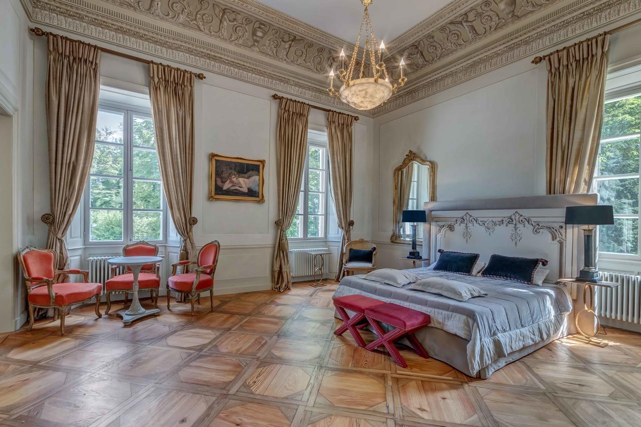 Apartament typu Deluxe Suite z łóżkiem typu king-size