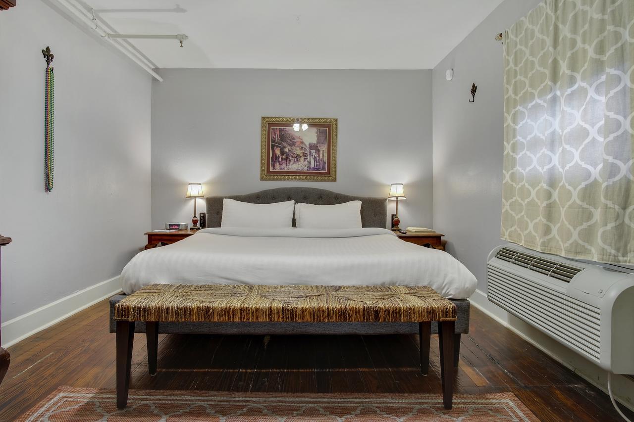 Standard King Room