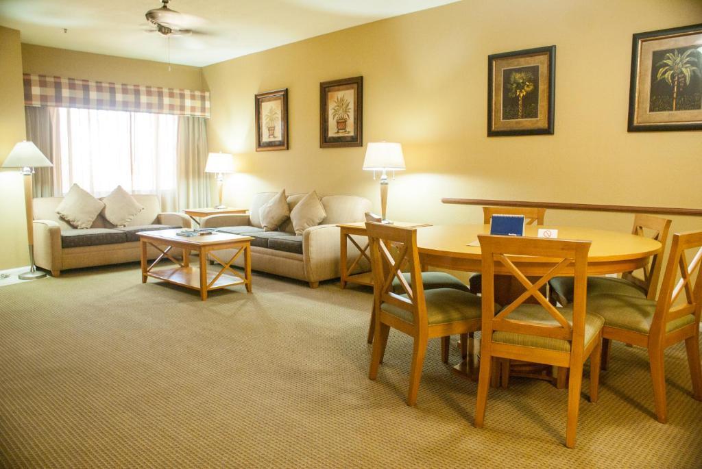 Two-Bedroom Villa No Resort Fees