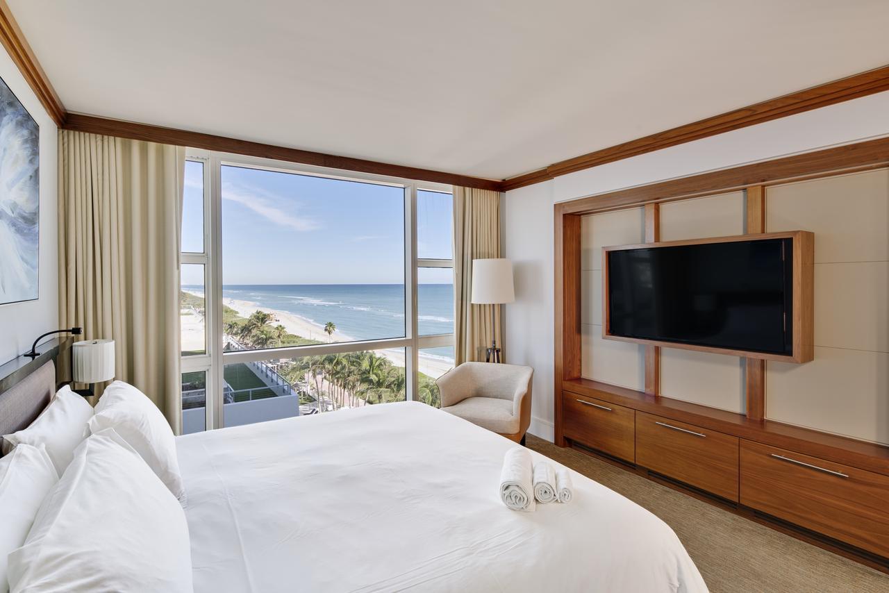 One-Bedroom Apartment King Bed Ocean View