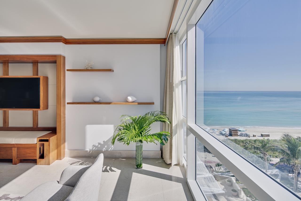One-Bedroom Apartment King Bed Ocean View