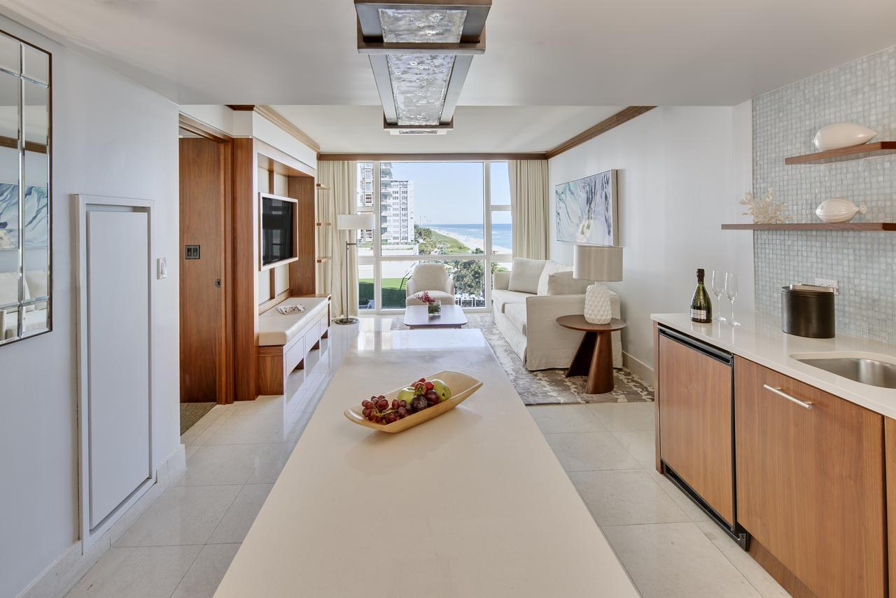 One-Bedroom Apartment King Bed Ocean View