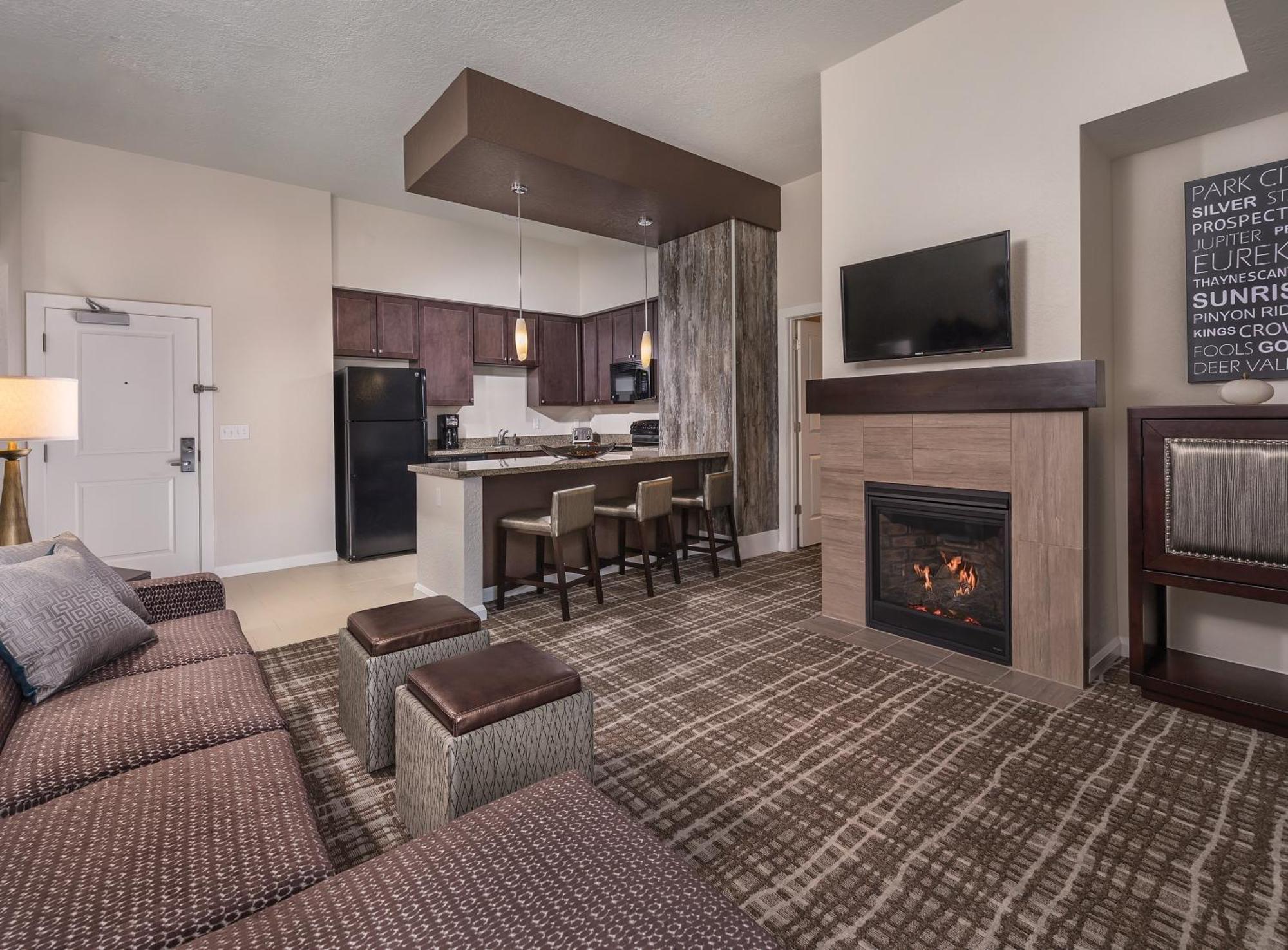 Two-Bedroom Suite