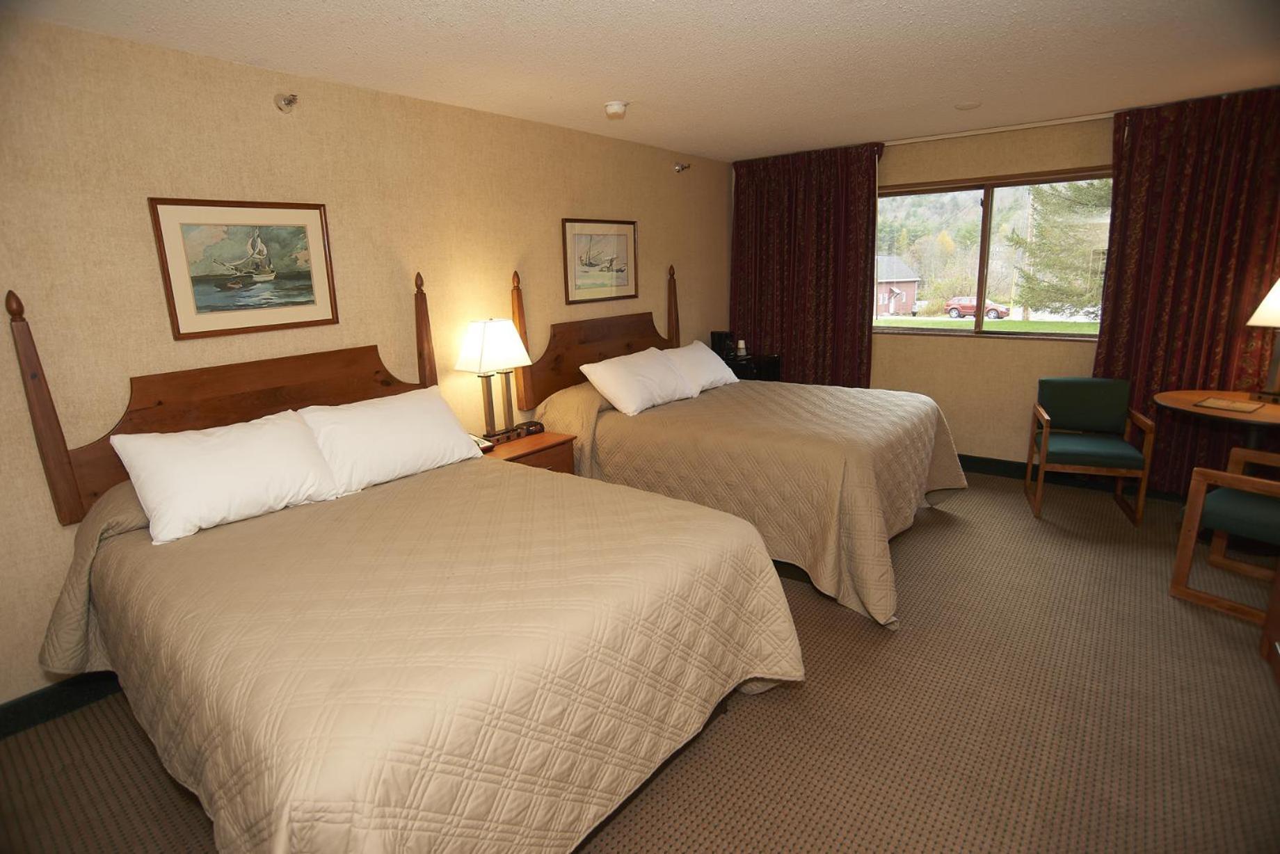 Double Queen Room