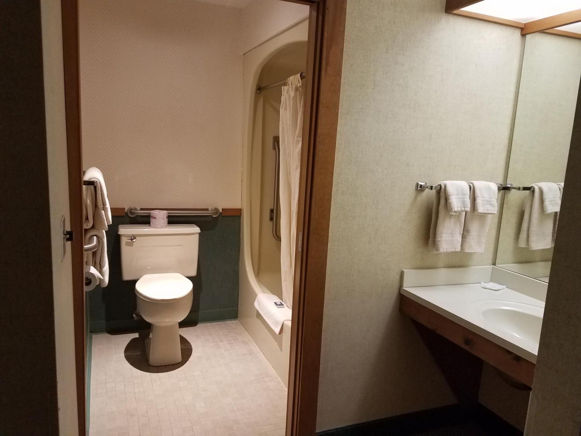 Double Queen Room