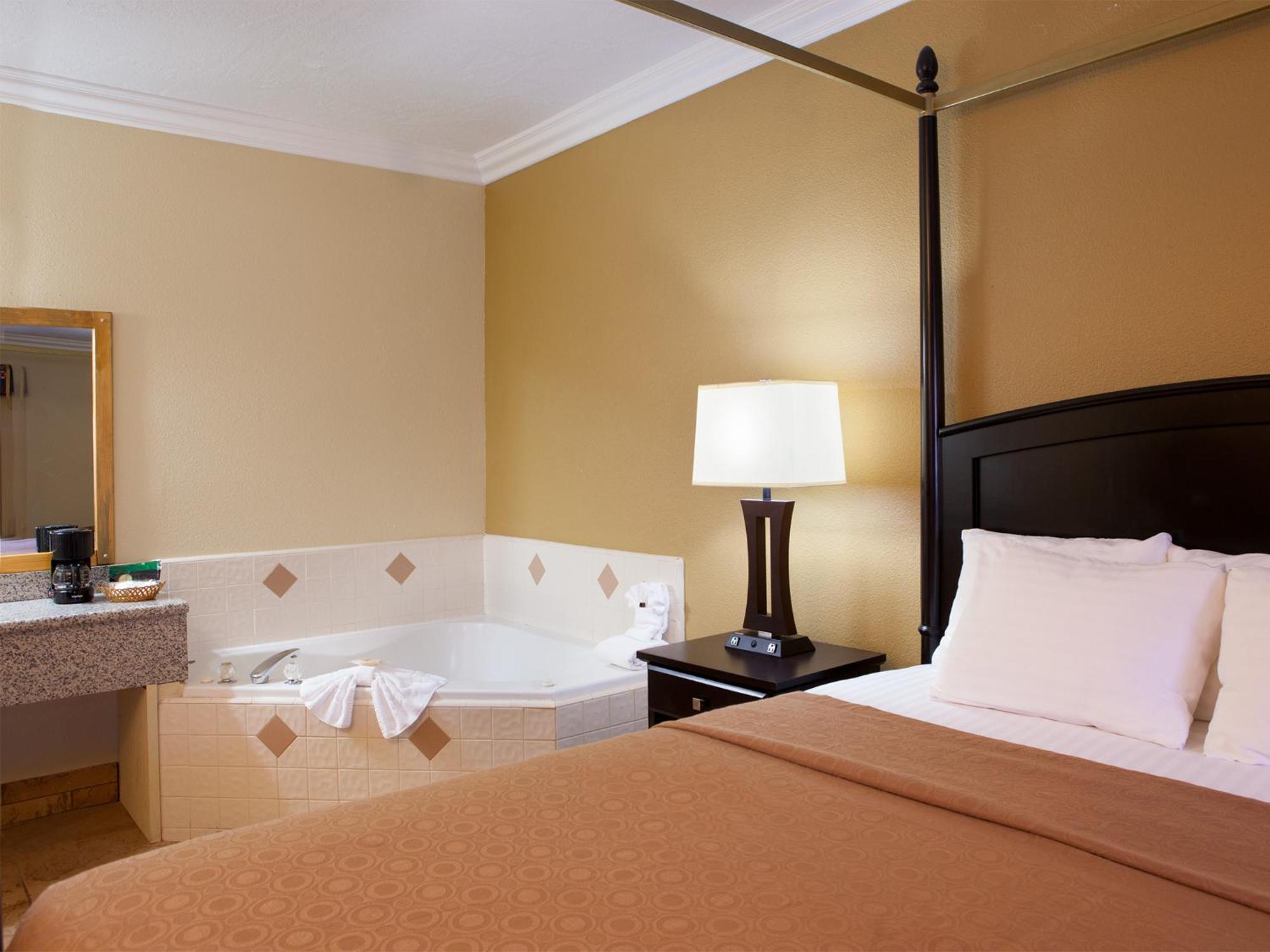 King Room Spa Bath Seasonal Fireplace