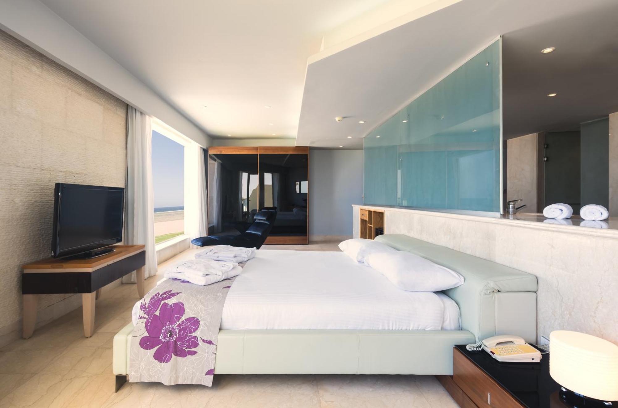 Apartament typu Junior Suite z widokiem na morze