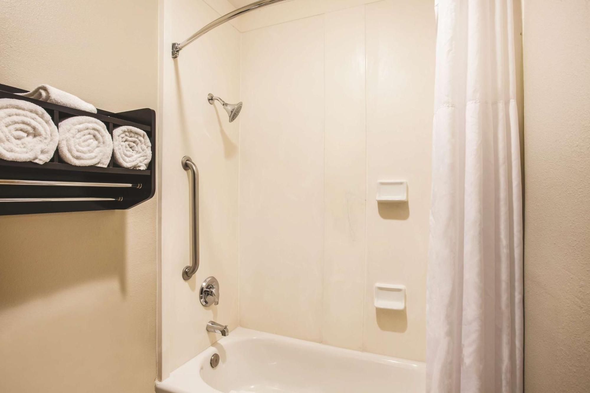 King Room Mobility Access or Non-Smoking