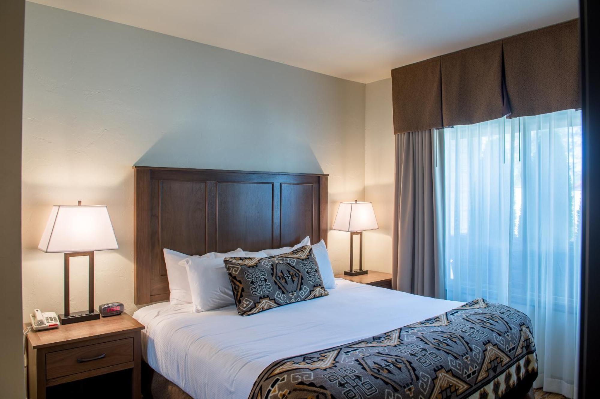 Queen Suite Disability Access