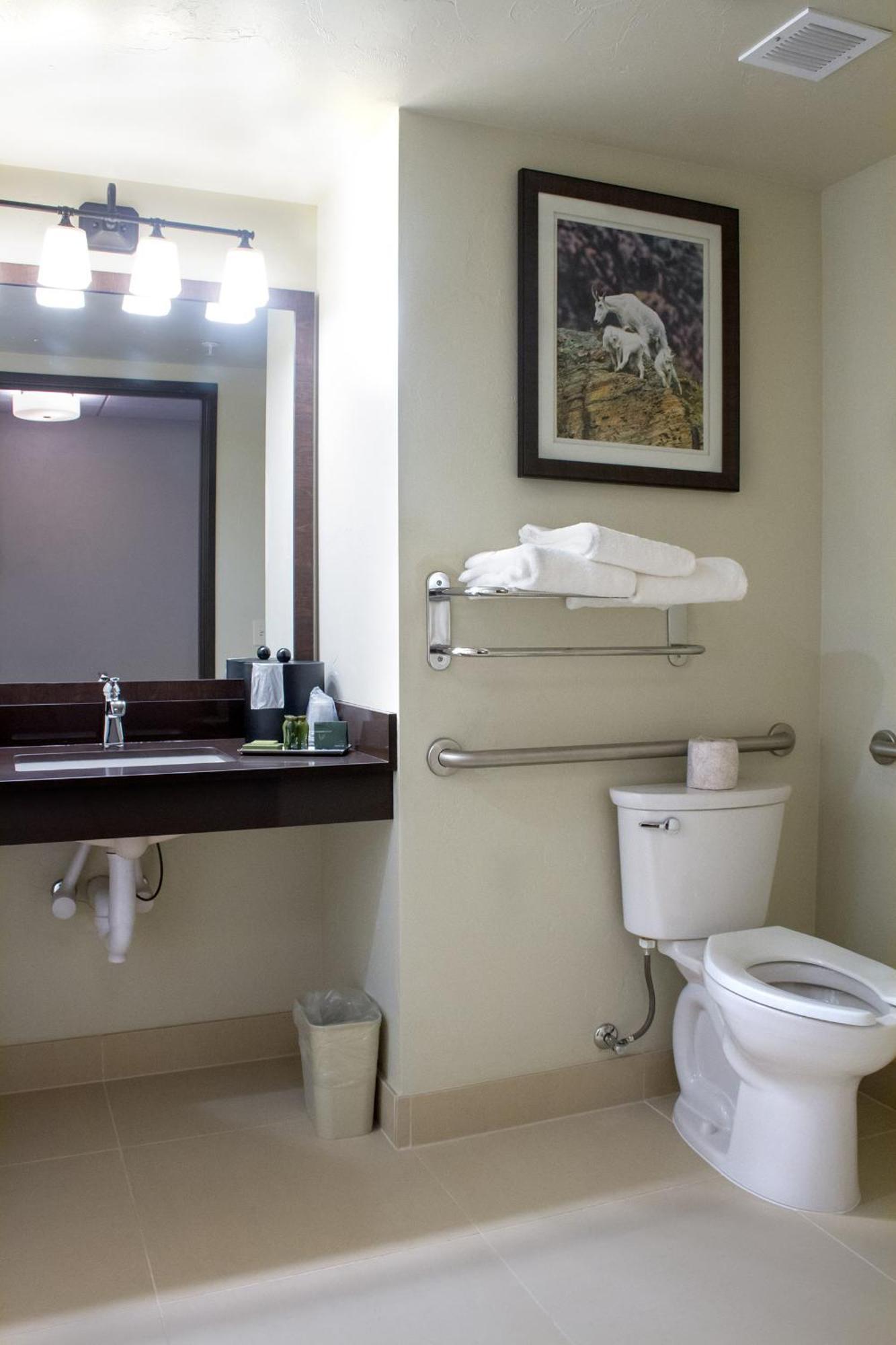 Queen Suite Disability Access