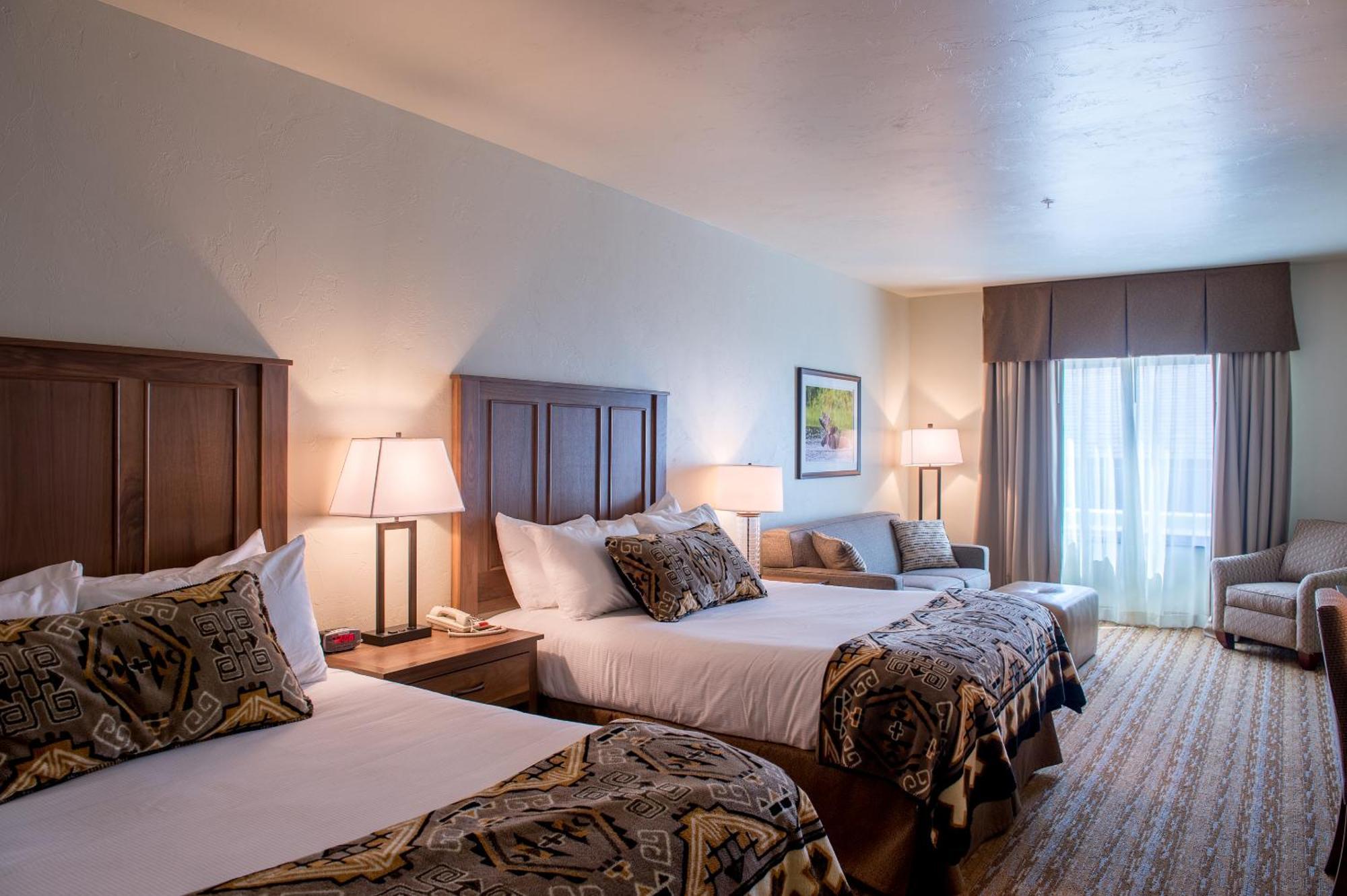 Deluxe Queen Room Disability Access