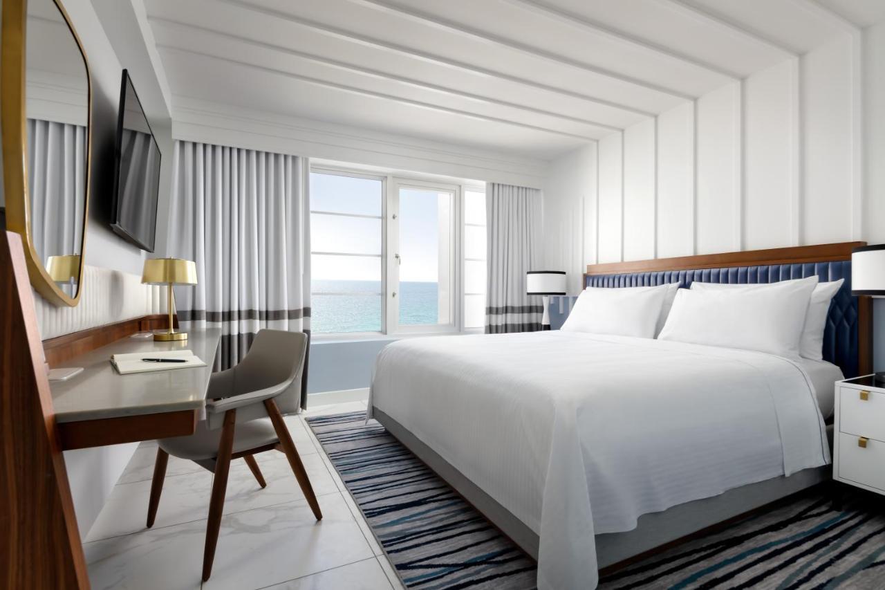 One-Bedroom King Suite Oceanfront
