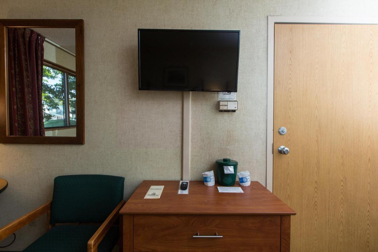 Double Queen Room