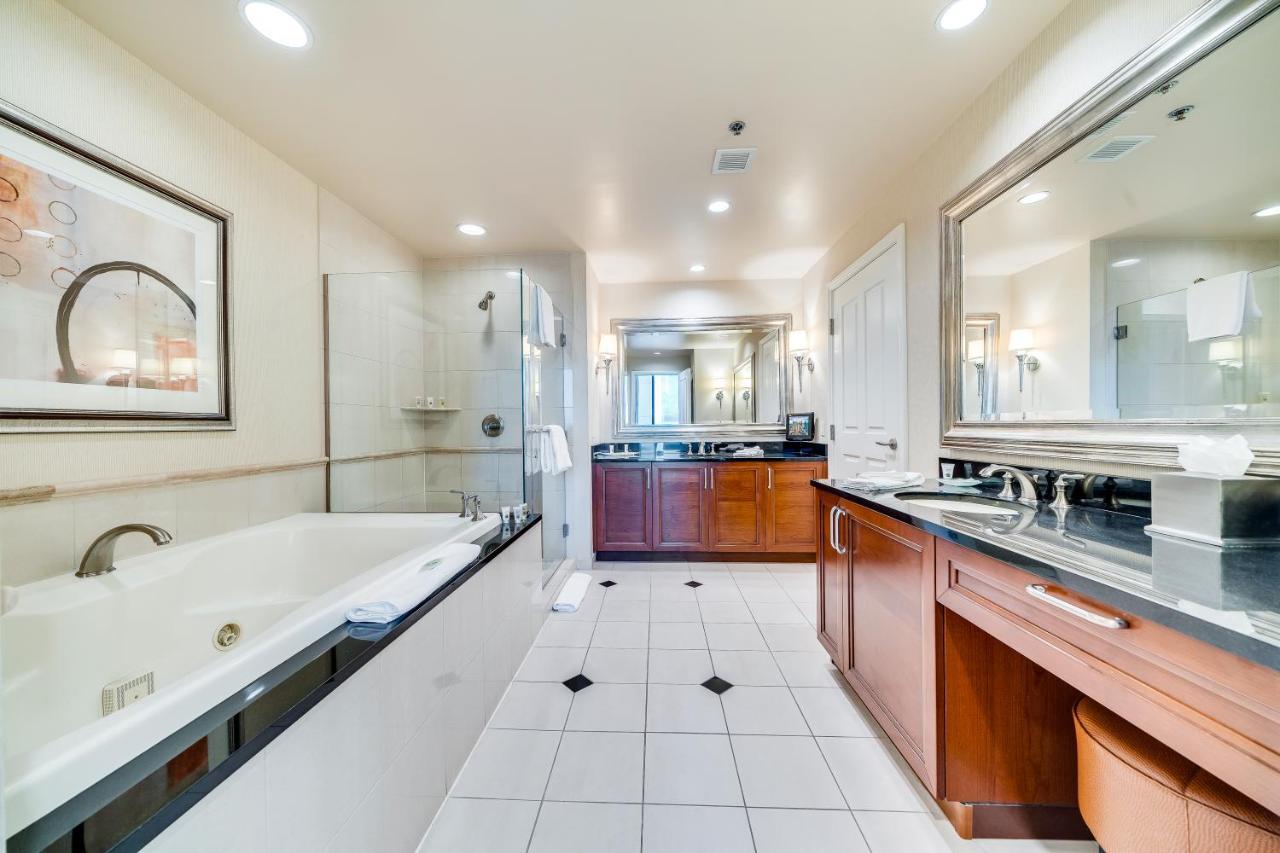 One-Bedroom Balcony Suite Strip View