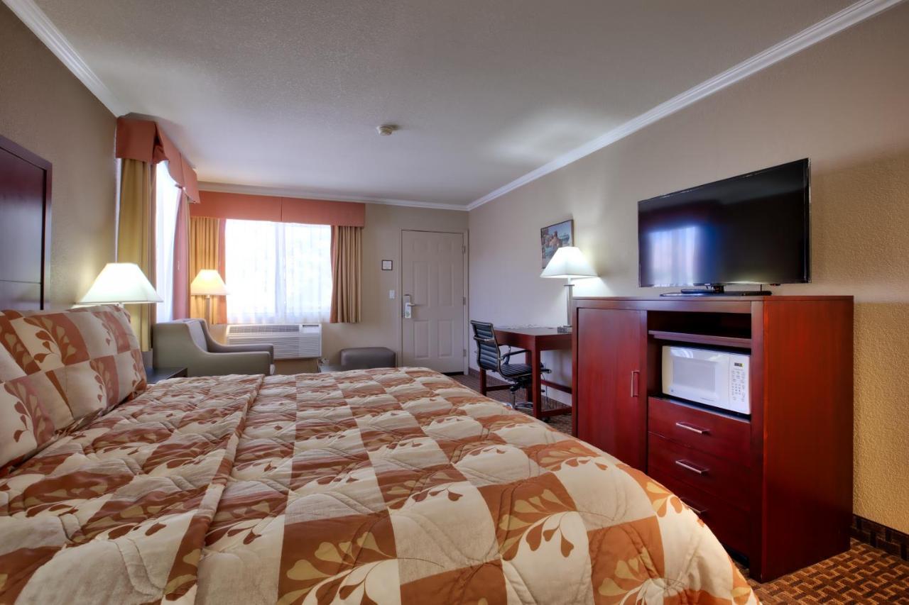 King Room Mountain View