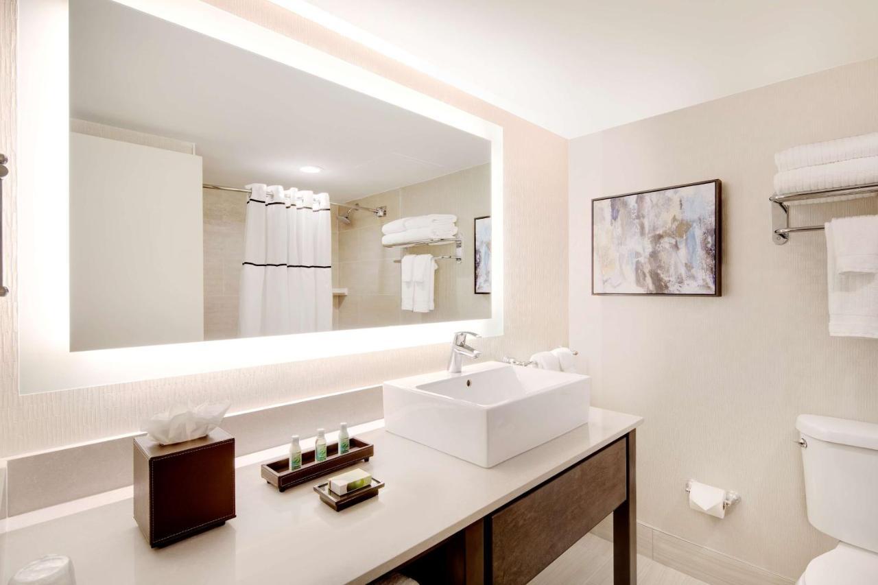 Queen Room Two Queen Beds Mobility Accessible Roll Shower City View