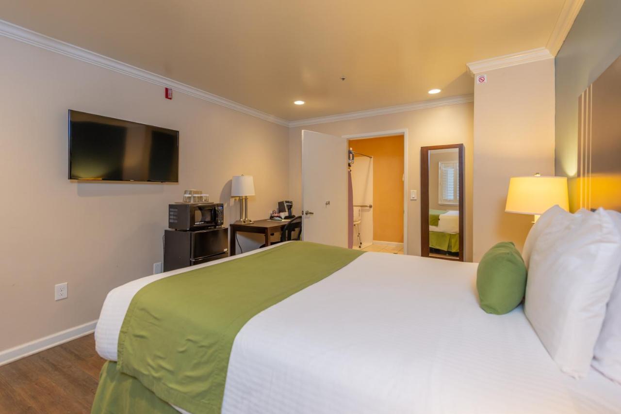 Queen Room Disability Access