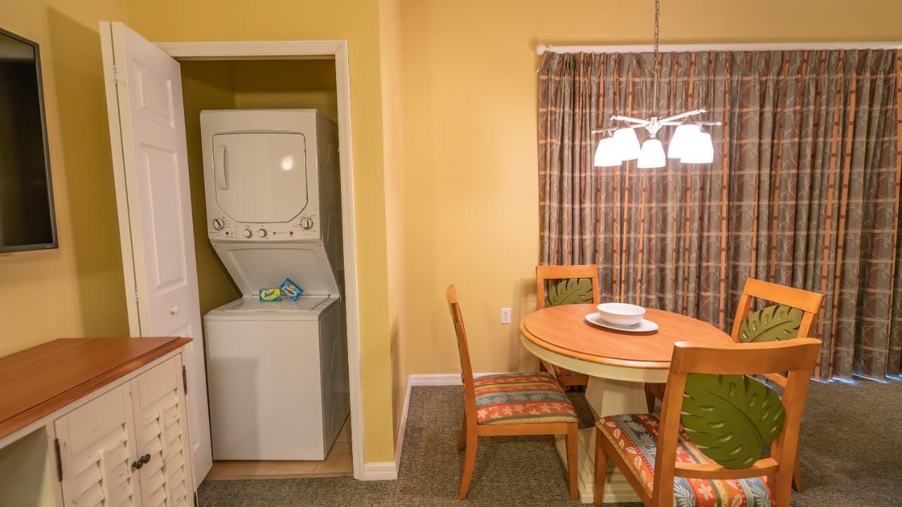 One Bedroom Condo Sofa Bed Full Kitchen