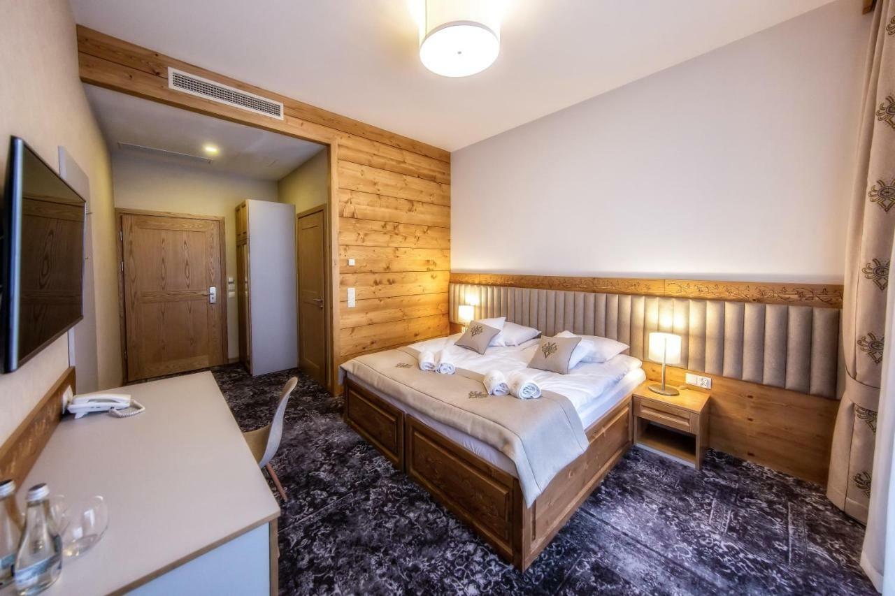 Pokój Dwuosobowy typu Standard z balkonem
