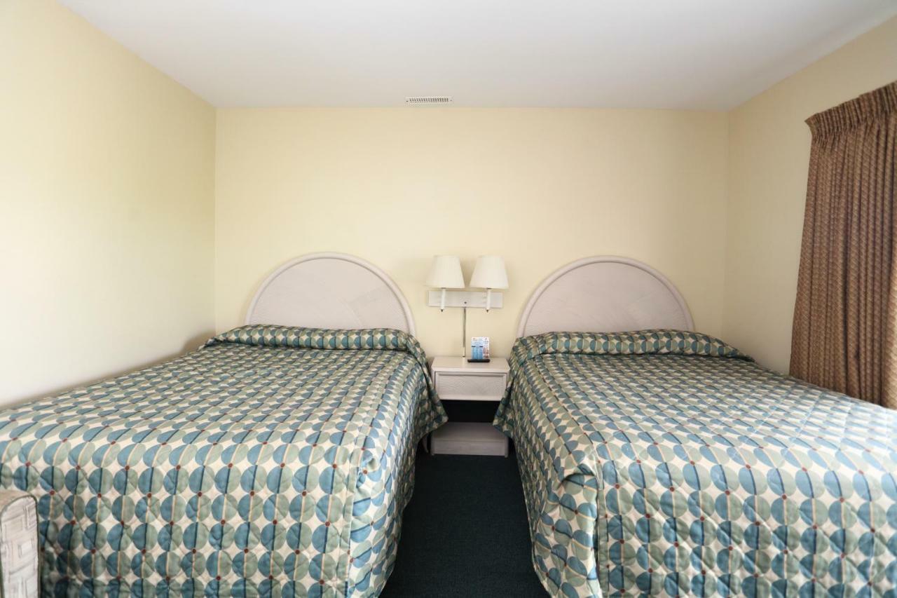 Deluxe Two-Bedroom Apartment