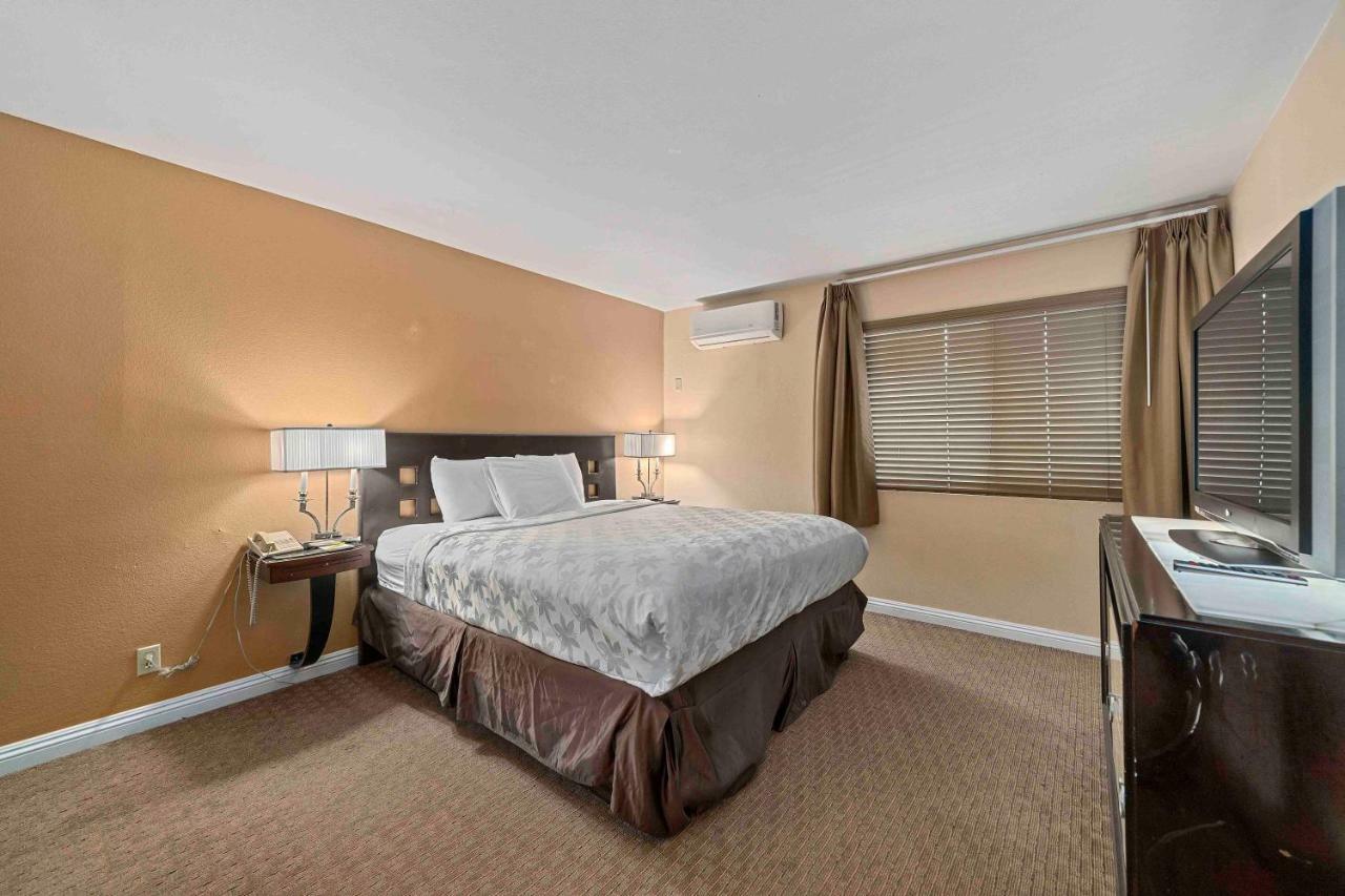FS Family Suites