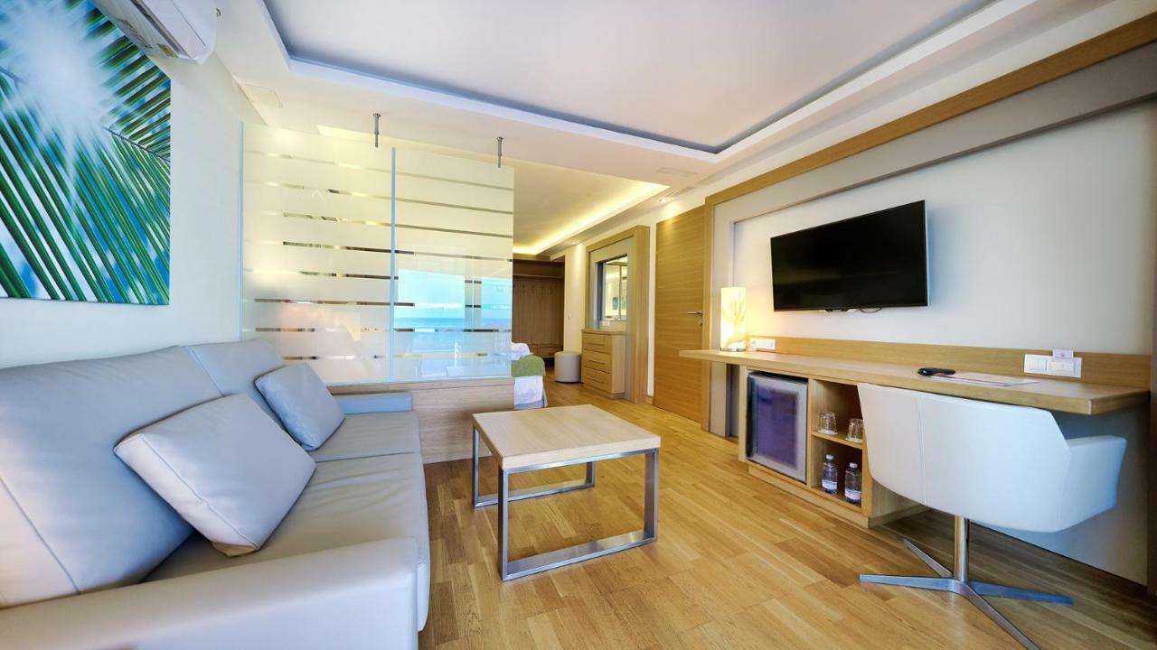 Apartament typu Suite z widokiem na morze