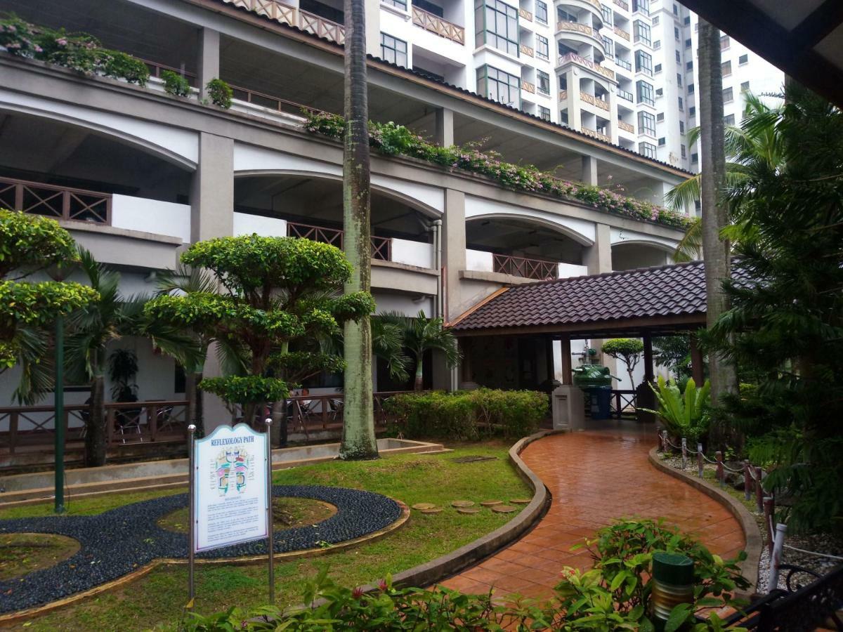 Apartment Garden View