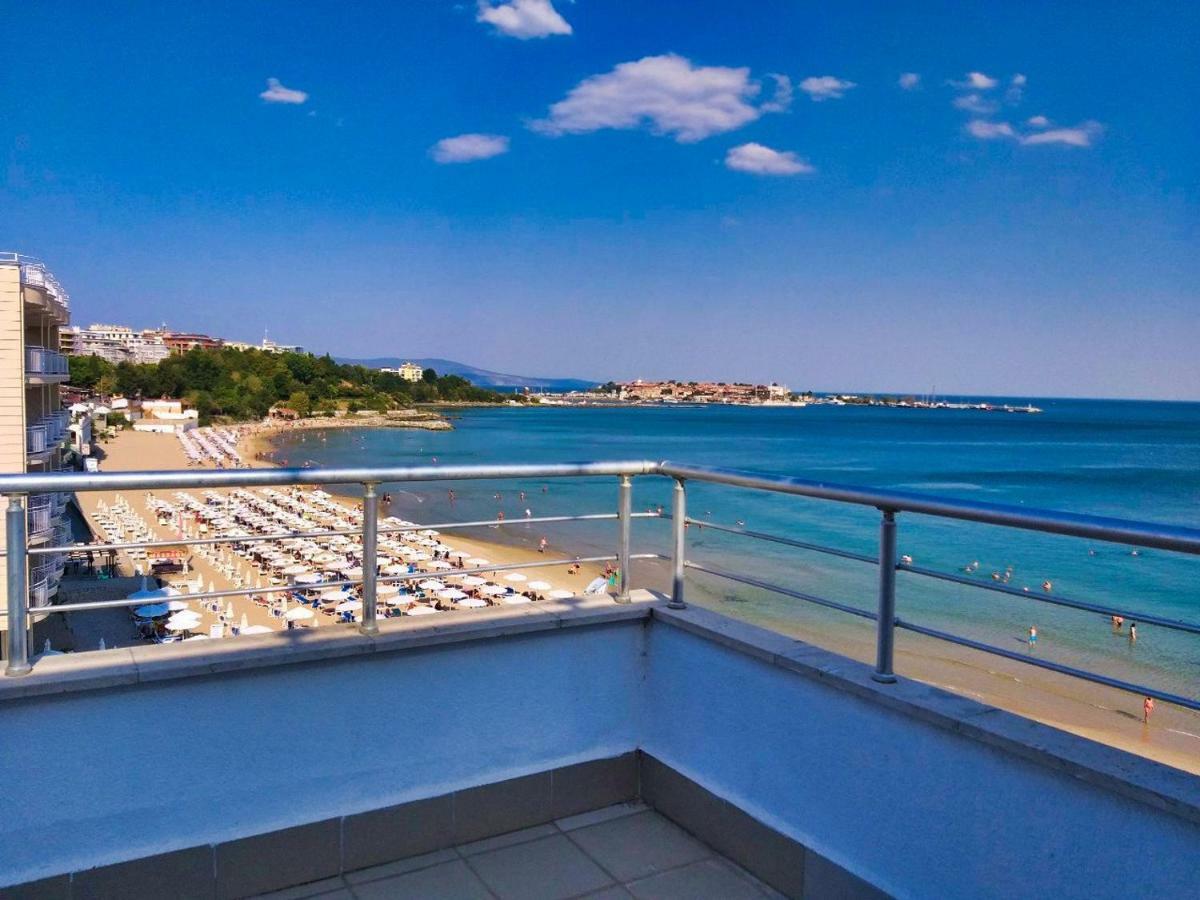 Apartament z balkonem i widokiem na morze