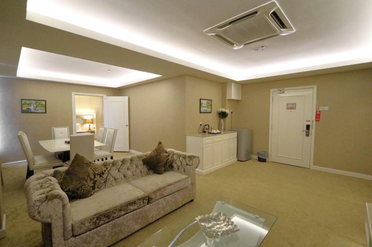 Presidential Suite