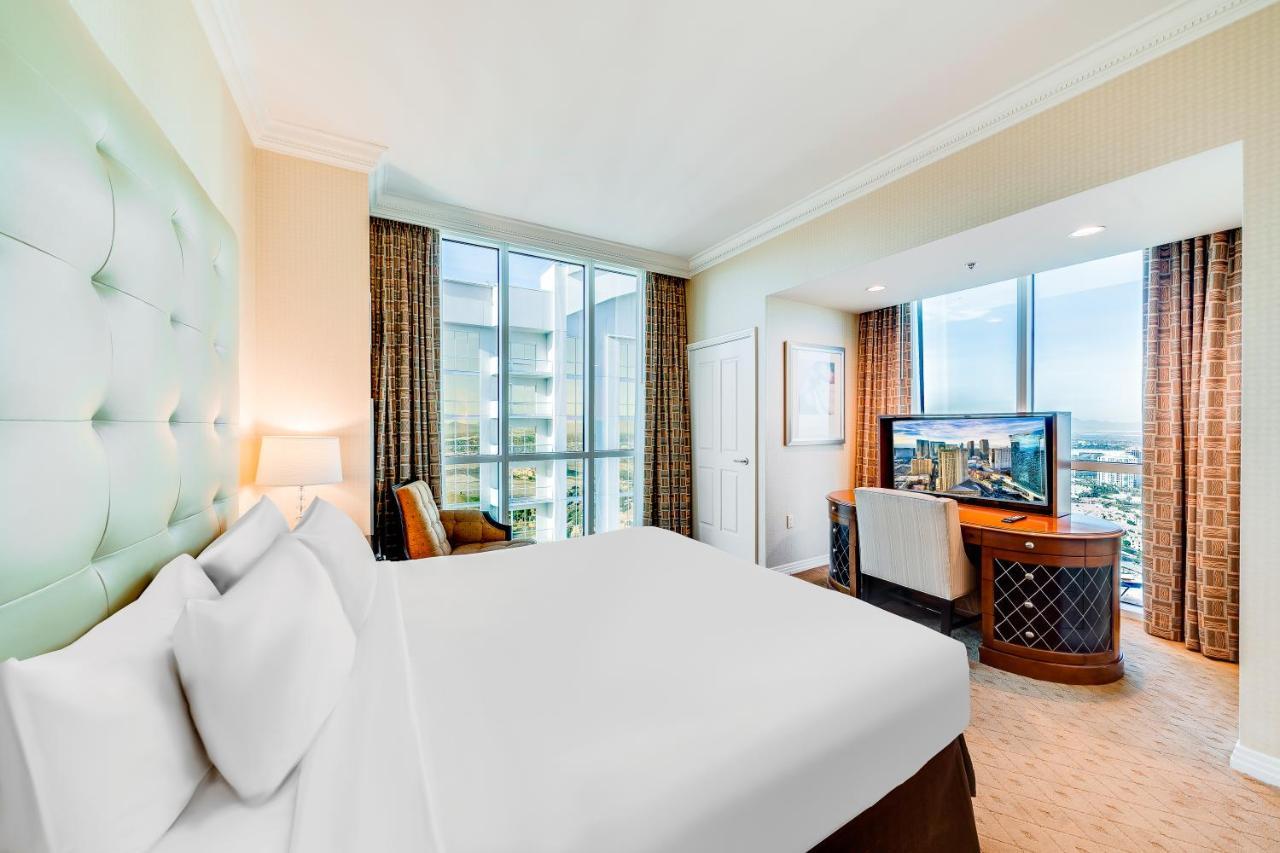 One-Bedroom Balcony Suite Strip View