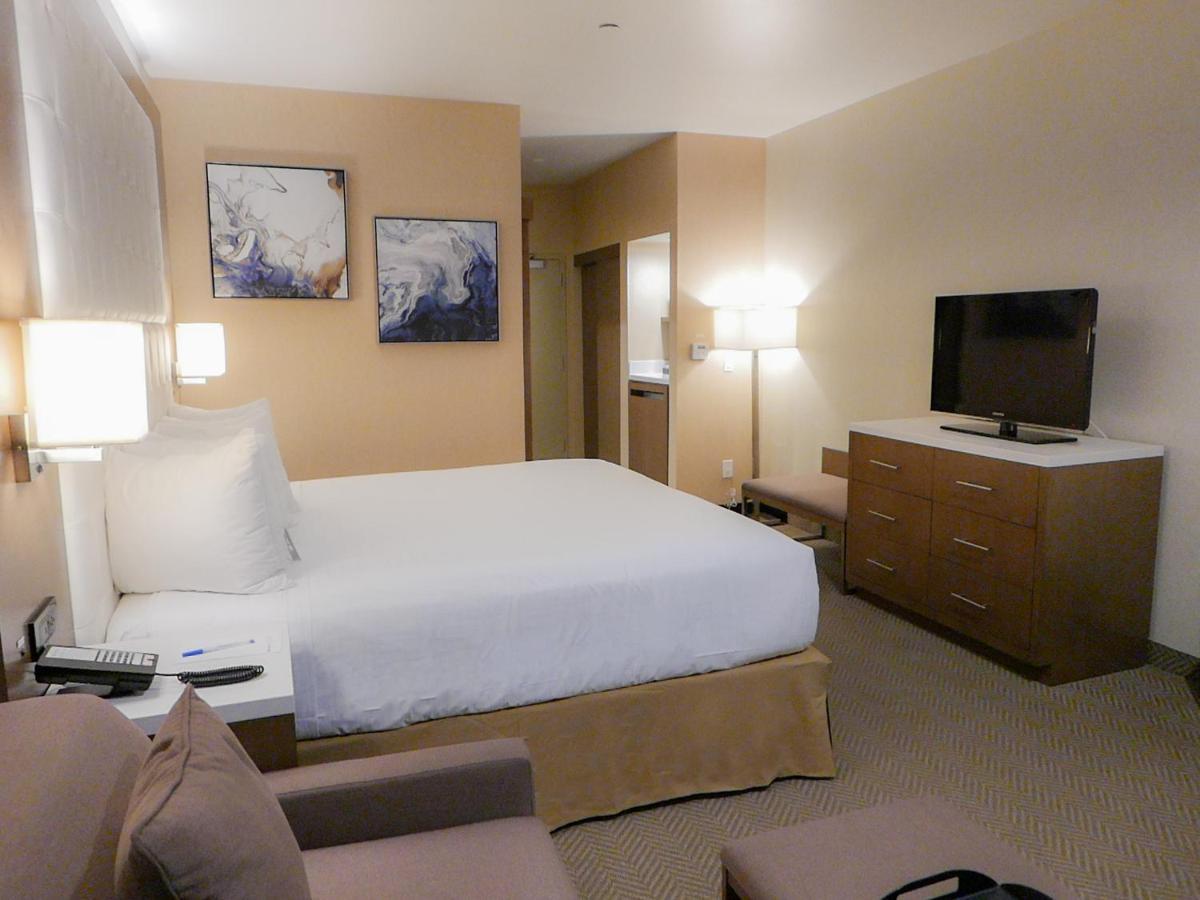 King Room Non-Smoking