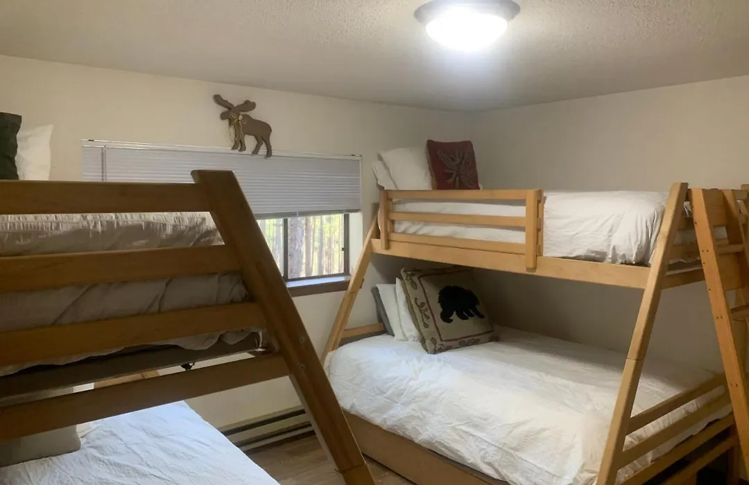 Beaver Village Apartment-1