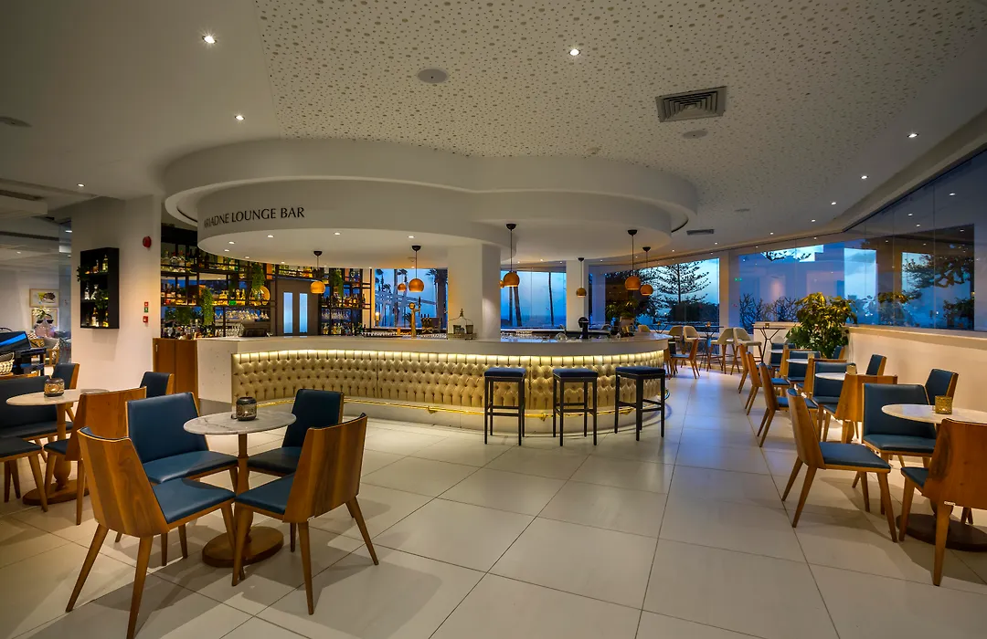 Leonardo Plaza Cypria Maris Beach Hotel & Spa (Adults Only)-1