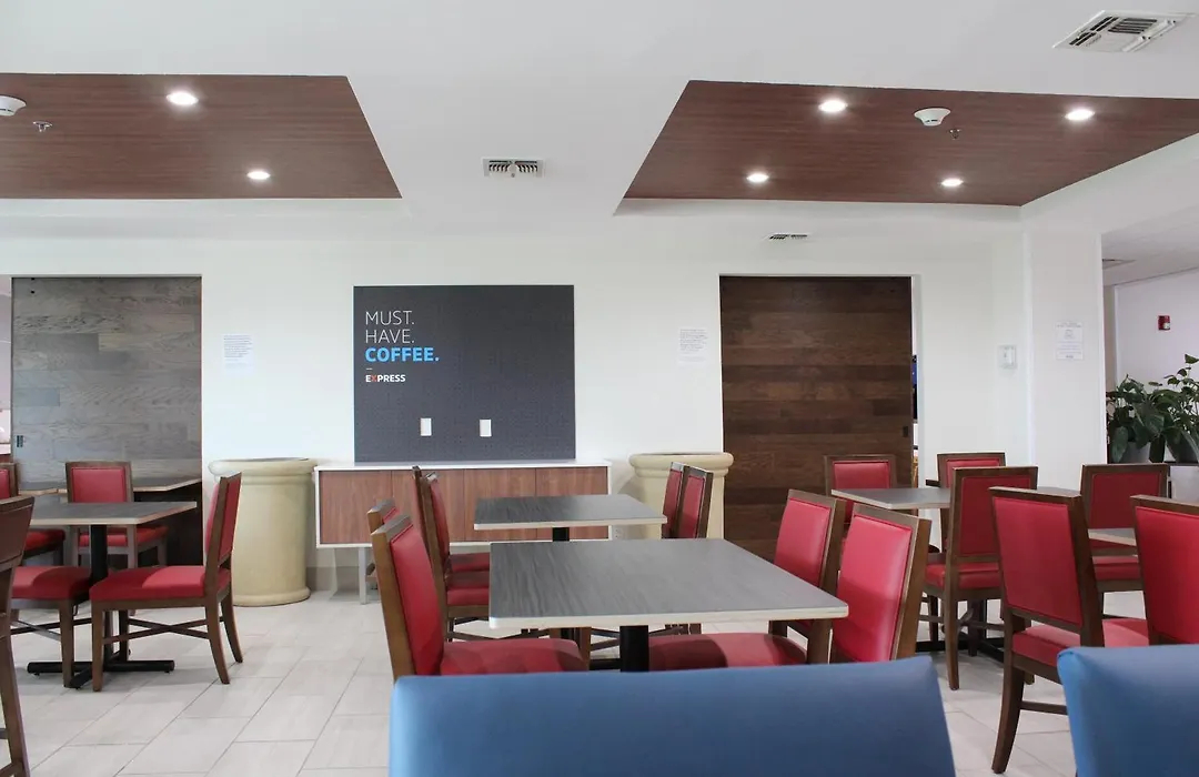 Holiday Inn Express & Suites San Antonio West Sea World Area By Ihg-1