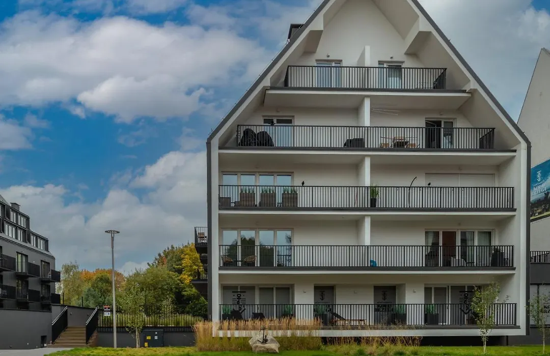 Podczele Seashore Spa & Jacuzzi Apartments With Parking By Noclegi Renters-1