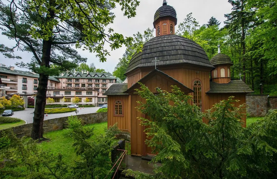 Hotel Prezydent Krynica Zdrój-1
