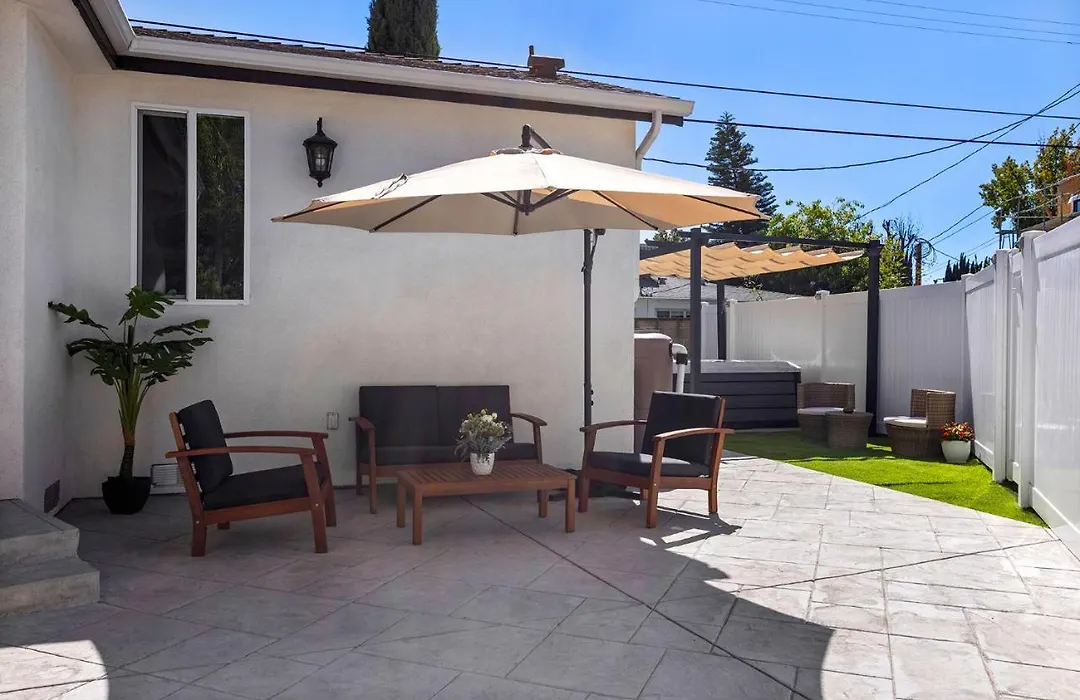 Adorable 3 bedroom with Jacuzzi&more-1