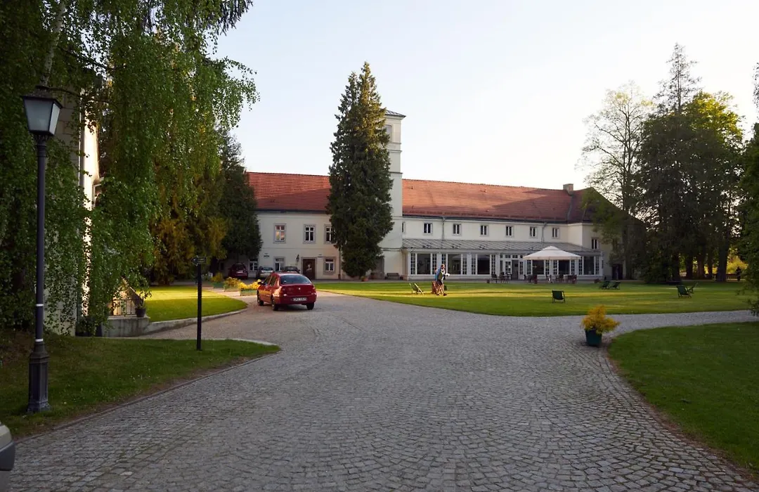 Zamek Na Skale-1