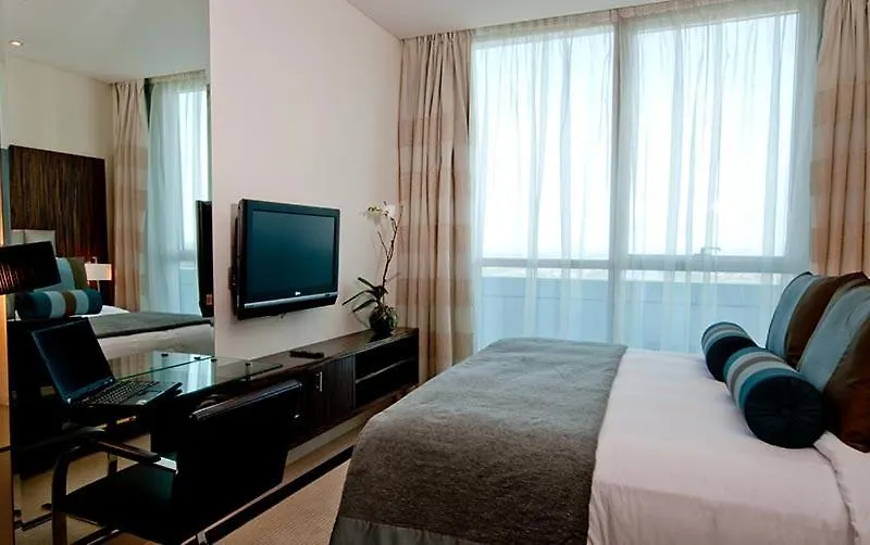 Bonnington Jumeraih Lakes Towers , Jlt Cluster J , Dubai-1