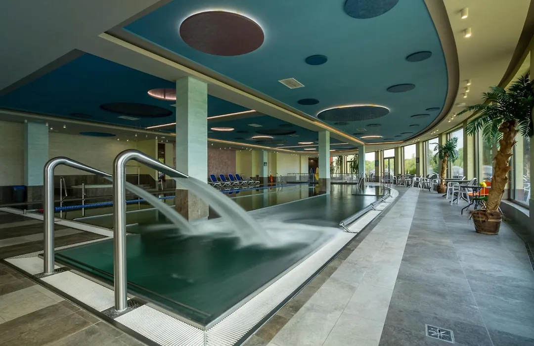 Terma Słowacki Resort Medical Spa-1