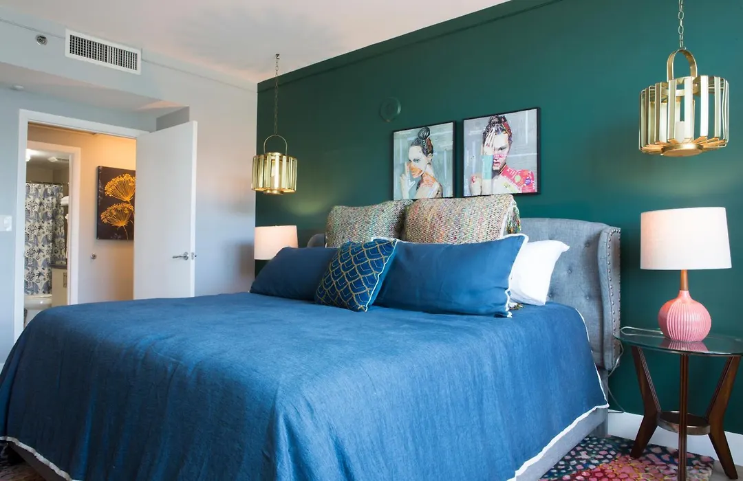 Adorable 12Th Floor Standard Unit Parking Included-1