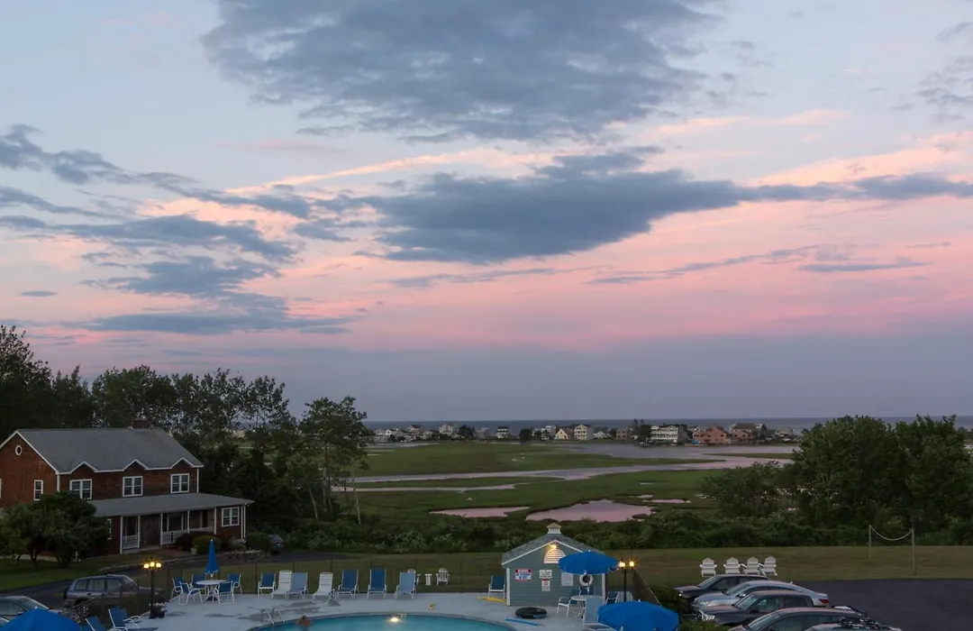 Mariner Resort-1