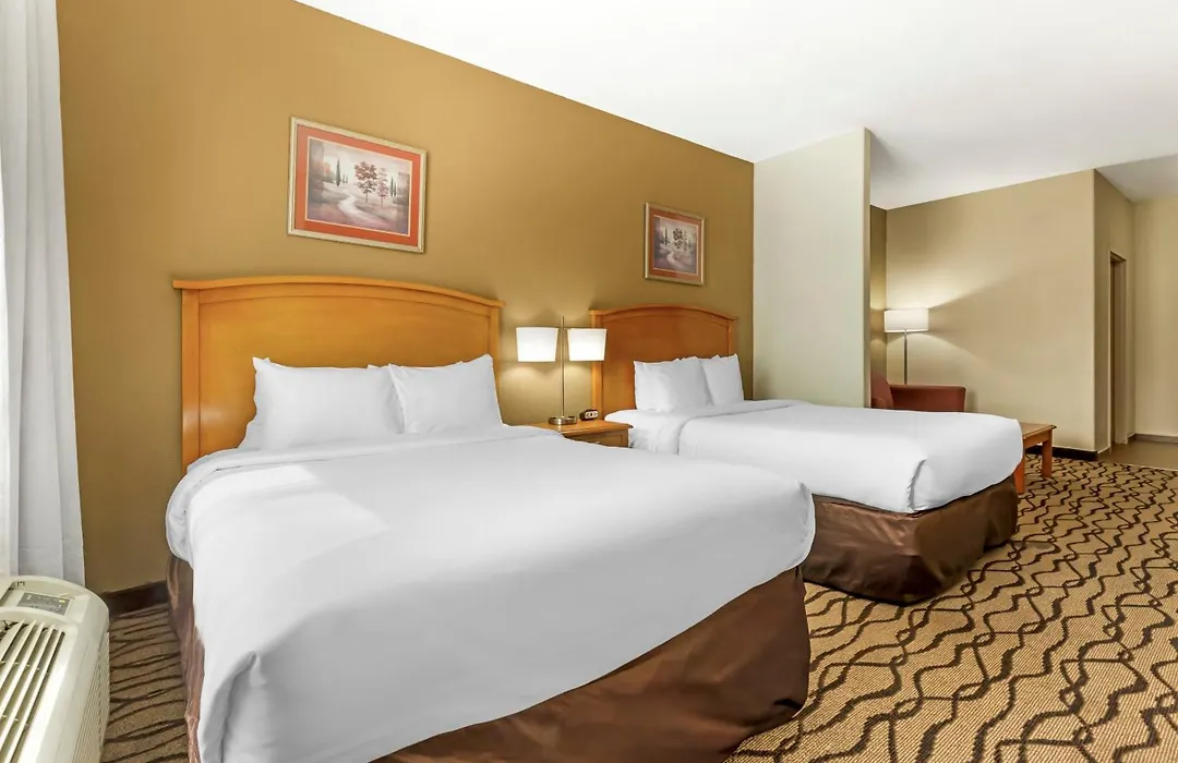 Comfort Inn & Suites Chesapeake - Portsmouth-1