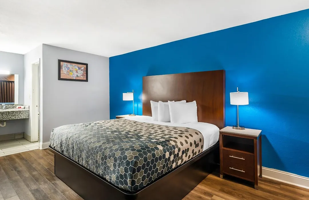 Econo Lodge Inn&Suites Virginia Beach - Norfolk-1