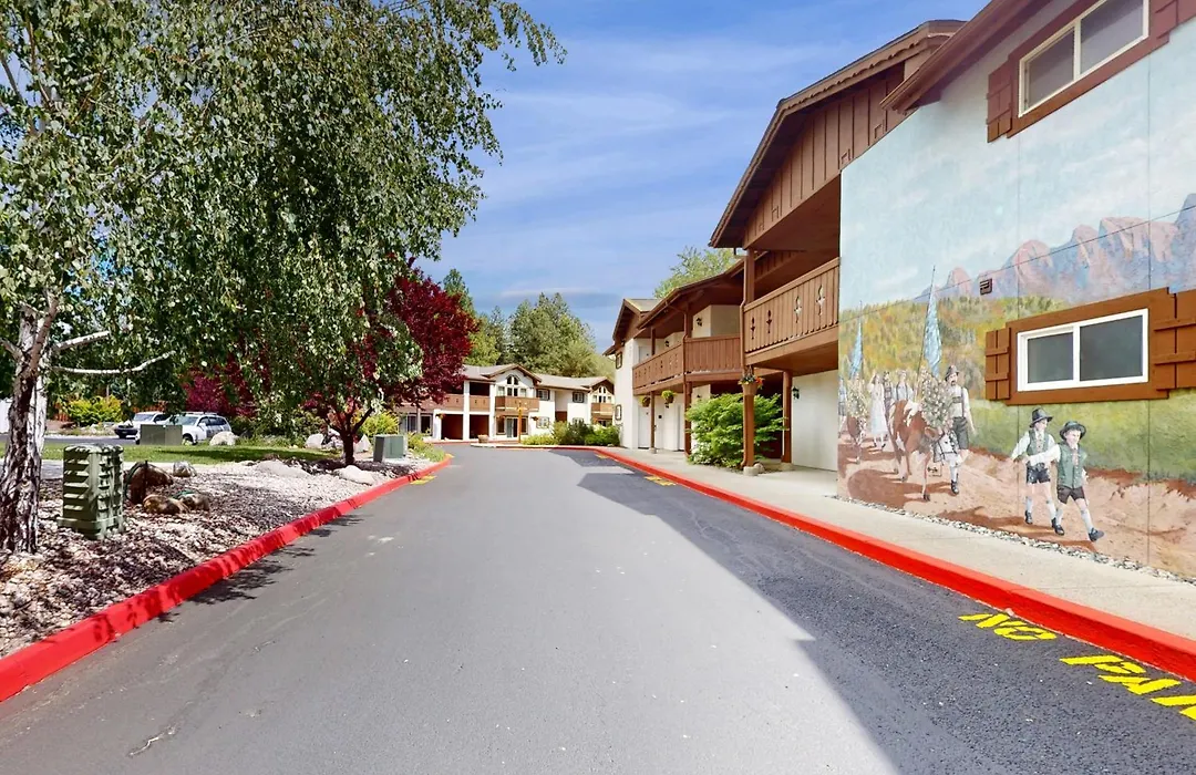 Aspen Suites 506: The Nest-1