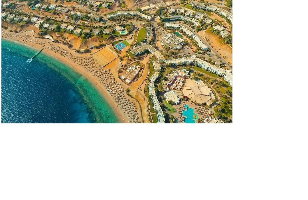 Seasonal Sea & Pool View Private Studio With Kitchenette At Domina Coral Bay-1