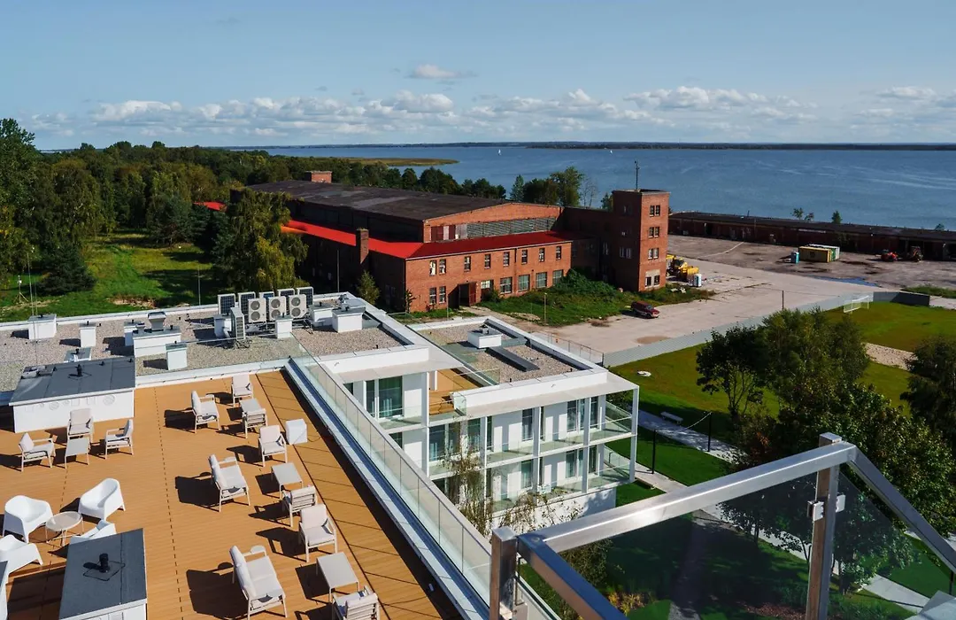 Hotel ARCHE Fabryka Samolotów w Mielnie-1