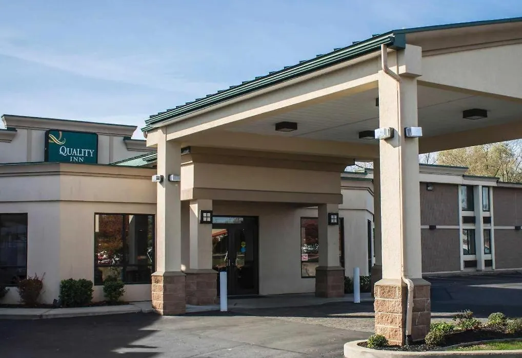 Quality Inn Dayton North - Vandalia-1