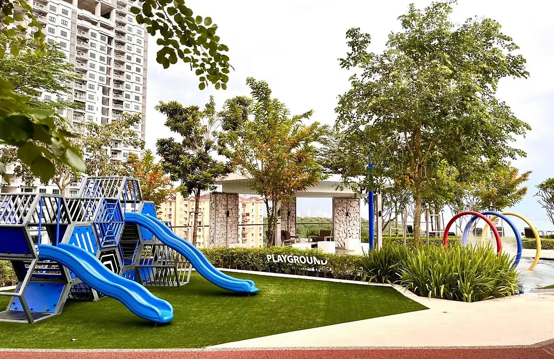 Georgetown Seaview & Cityview Childroom Infinity Pool With Carpark-1